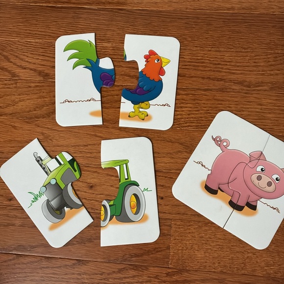 ON THE FARM BOOK & PUZZLES & PUZZLE MATCHING SETS - Picture 4 of 16